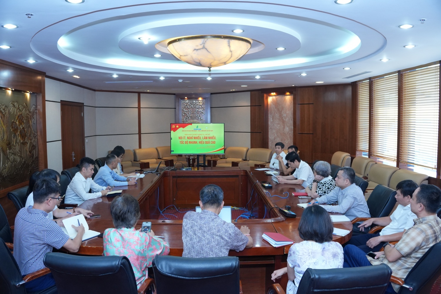 Đảng bộ Bộ máy Quản lý và Điều hành Petrovietnam quán triệt tinh thần “Nói ít, nghĩ nhiều, làm nhiều, tốc độ nhanh, hiệu quả cao”