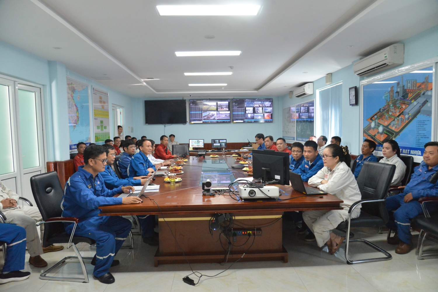 Các chi bộ Đảng bộ BSR triển khai tinh thần hành động mới: “Nói ít - Nghĩ nhiều - Làm nhiều - Tốc độ nhanh - Hiệu quả cao”