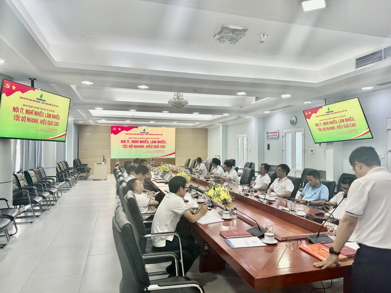 Các chi bộ Đảng bộ BSR triển khai tinh thần hành động mới: “Nói ít - Nghĩ nhiều - Làm nhiều - Tốc độ nhanh - Hiệu quả cao”