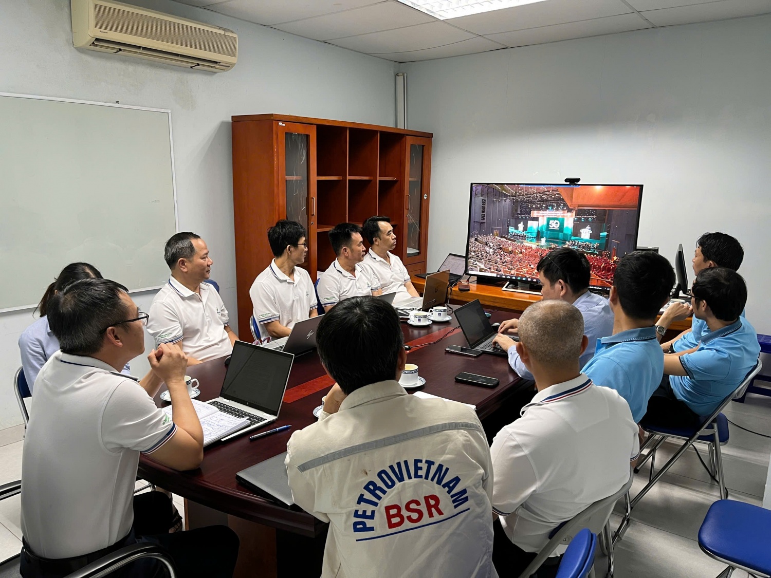 Các chi bộ Đảng bộ BSR triển khai tinh thần hành động mới: “Nói ít - Nghĩ nhiều - Làm nhiều - Tốc độ nhanh - Hiệu quả cao”