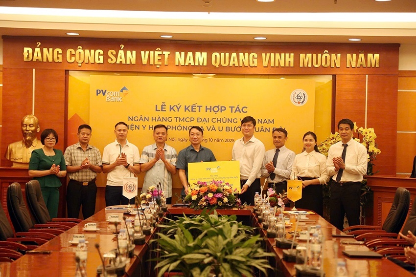 PVcomBank hợp tác với Viện Y học Phóng xạ và U bướu Quân đội thúc đẩy chuyển đổi số trong y tế quân đội