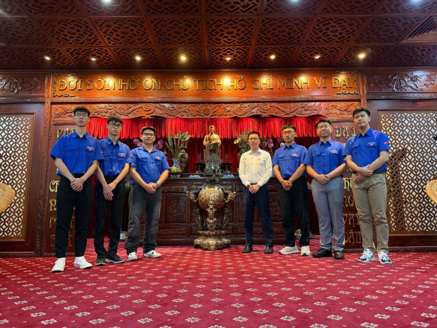 Vietsovpetro gặp gỡ tân sinh viên được cử đi du học tại Liên bang Nga