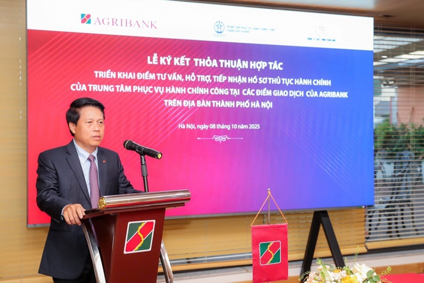 Agribank và Trung tâm Phục vụ Hành chính công TP Hà Nội hợp tác triển khai mô hình hỗ trợ người dân thực hiện dịch vụ công tại điểm giao dịch của ngân hàng Agribank tiên phong mô hình