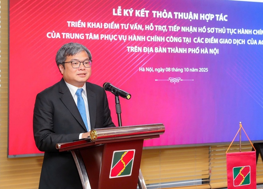 Agribank và Trung tâm Phục vụ Hành chính công TP Hà Nội hợp tác triển khai mô hình hỗ trợ người dân thực hiện dịch vụ công tại điểm giao dịch của ngân hàng Agribank tiên phong mô hình