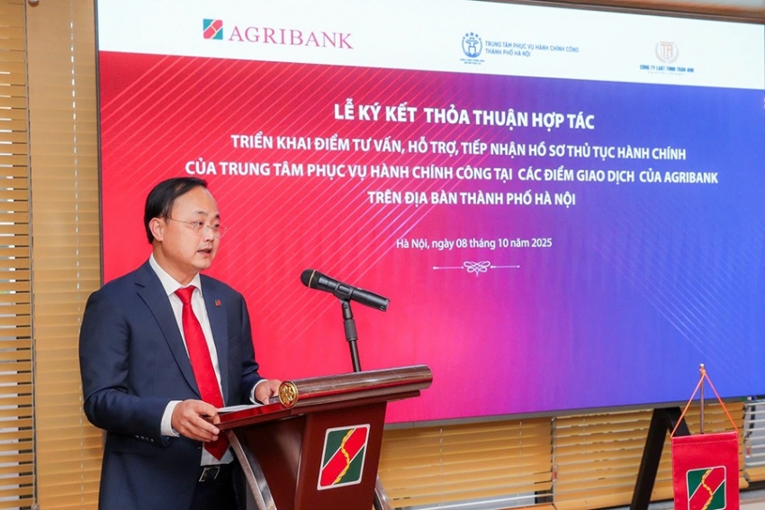 Agribank và Trung tâm Phục vụ Hành chính công TP Hà Nội hợp tác triển khai mô hình hỗ trợ người dân thực hiện dịch vụ công tại điểm giao dịch của ngân hàng Agribank tiên phong mô hình
