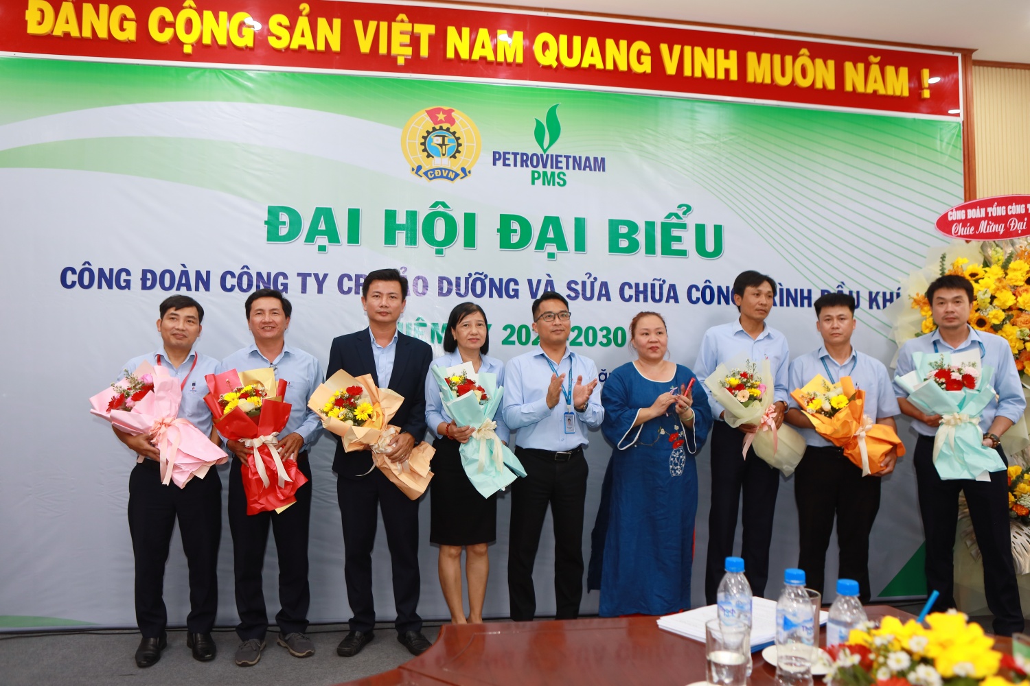 7 đồng chí được Đại hội bầu cử tham gia Ban Chấp hành Công đoàn PMS nhiệm kỳ 2025 – 2030 ra mắt Đại hội.