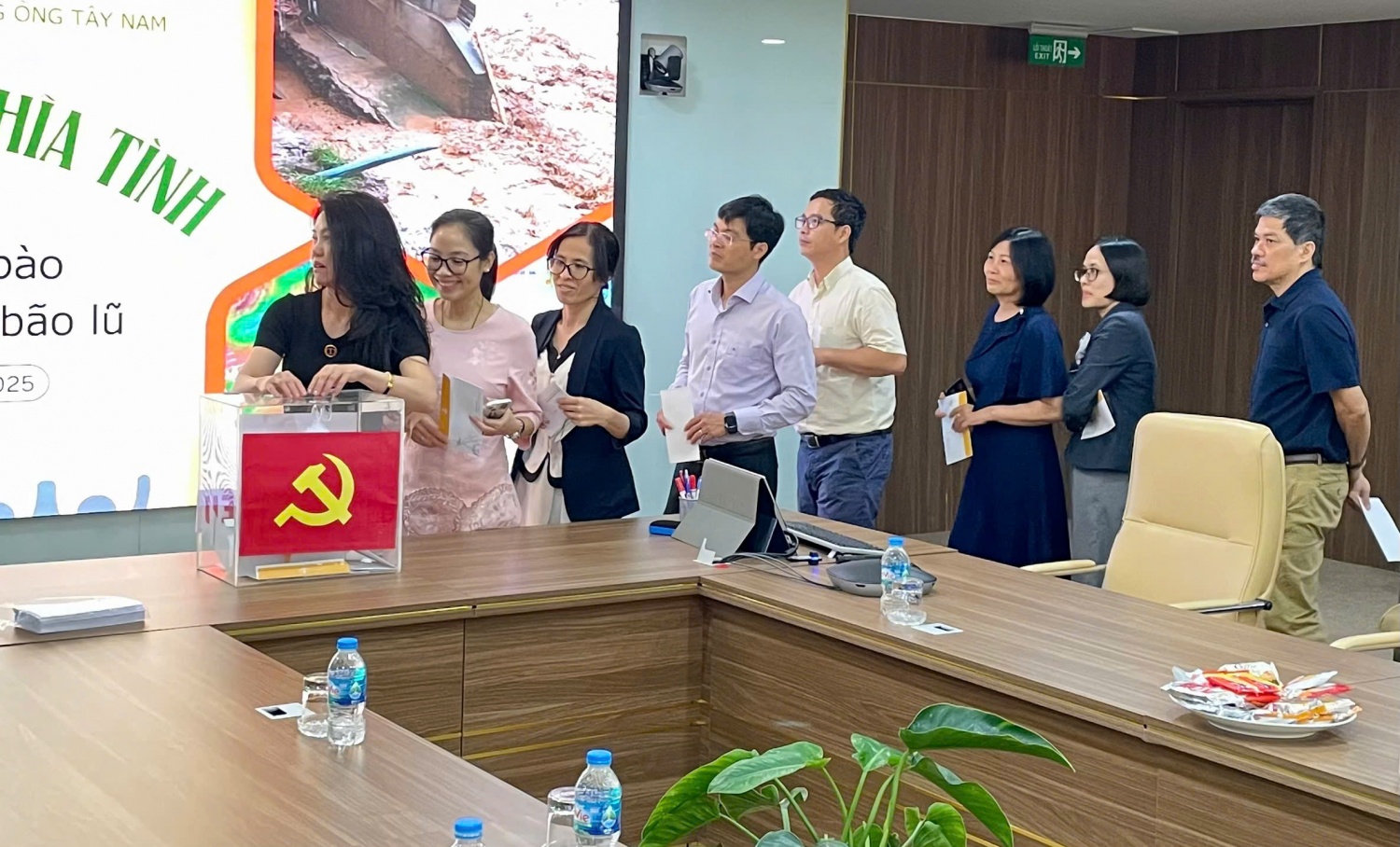 SWPOC chung tay hỗ trợ đồng bào vùng bão lũ