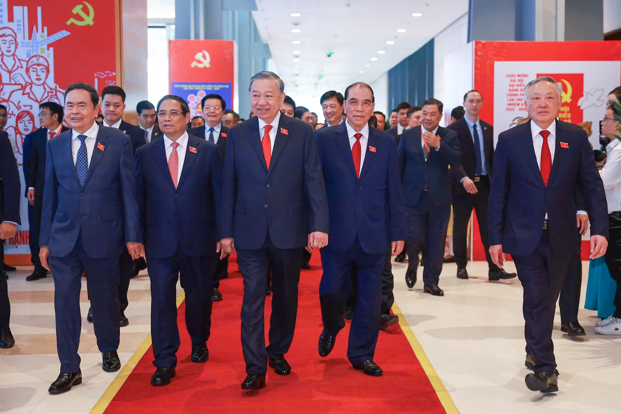 Tổng Bí thư Tô Lâm nhấn mạnh 3 yêu cầu và 5 định hướng công tác trọng tâm với Đảng bộ Chính phủ