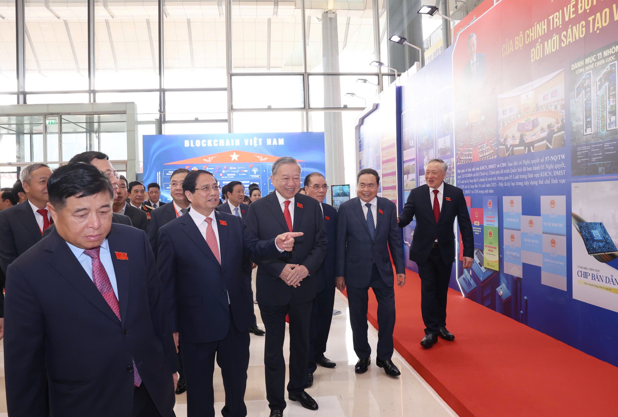 Tổng Bí thư Tô Lâm nhấn mạnh 3 yêu cầu và 5 định hướng công tác trọng tâm với Đảng bộ Chính phủ