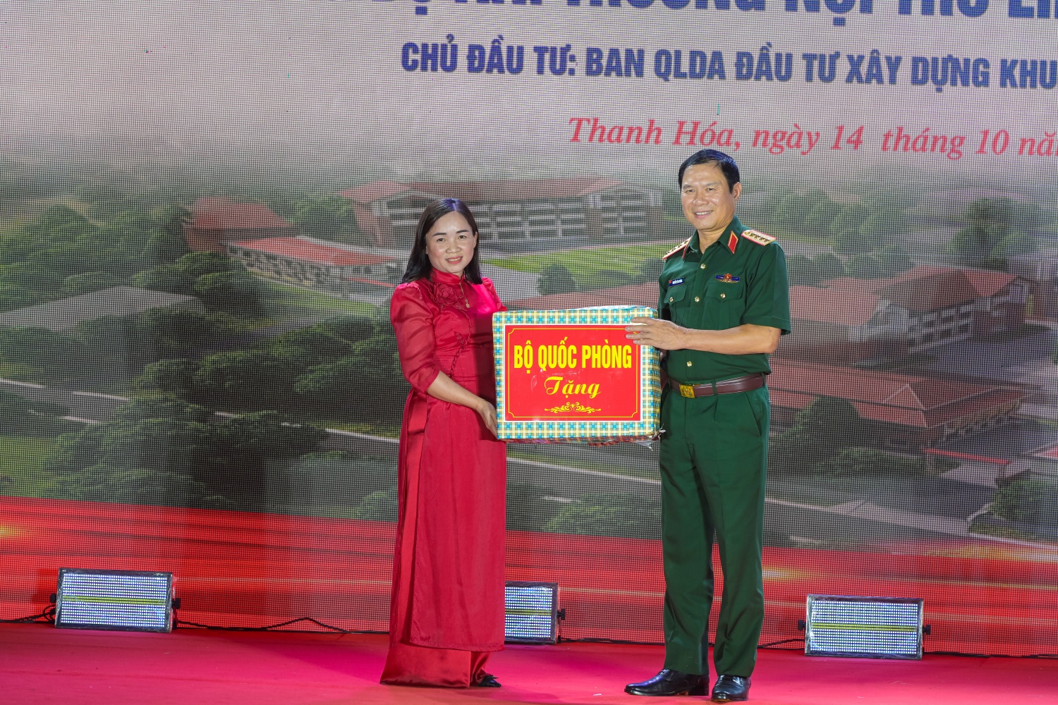 [Chùm ảnh] Thủ tướng Phạm Minh Chính dự lễ khởi công Trường nội trú liên cấp Bát Mọt, tỉnh Thanh Hoá