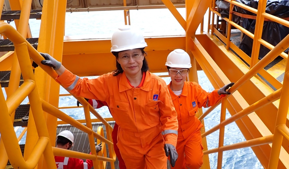 Mai Thị Hoài Hương: Mầm xanh trong đá
