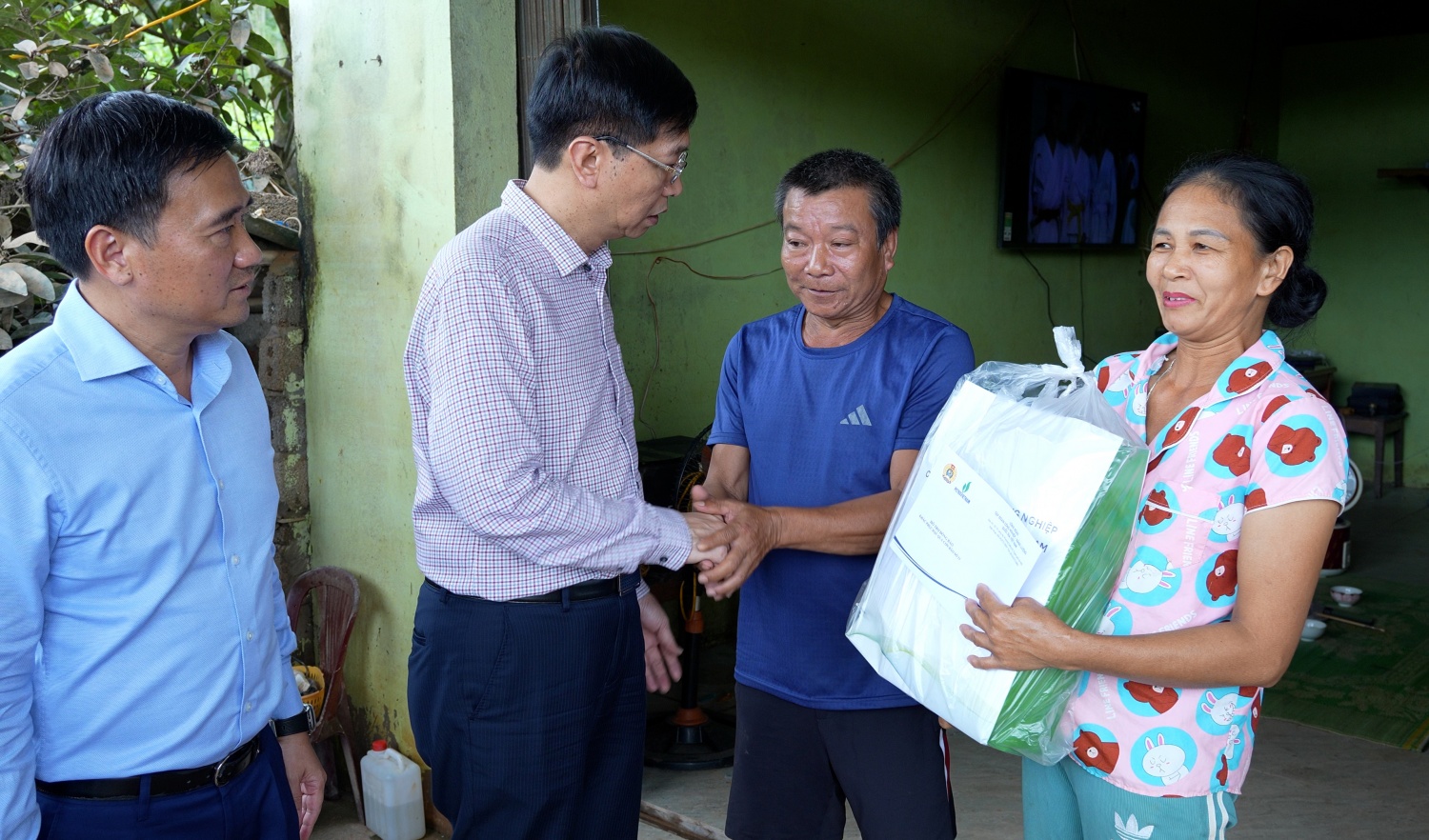 Petrovietnam chung tay cùng Bắc Ninh, Lạng Sơn vượt qua bão lũ lịch sử