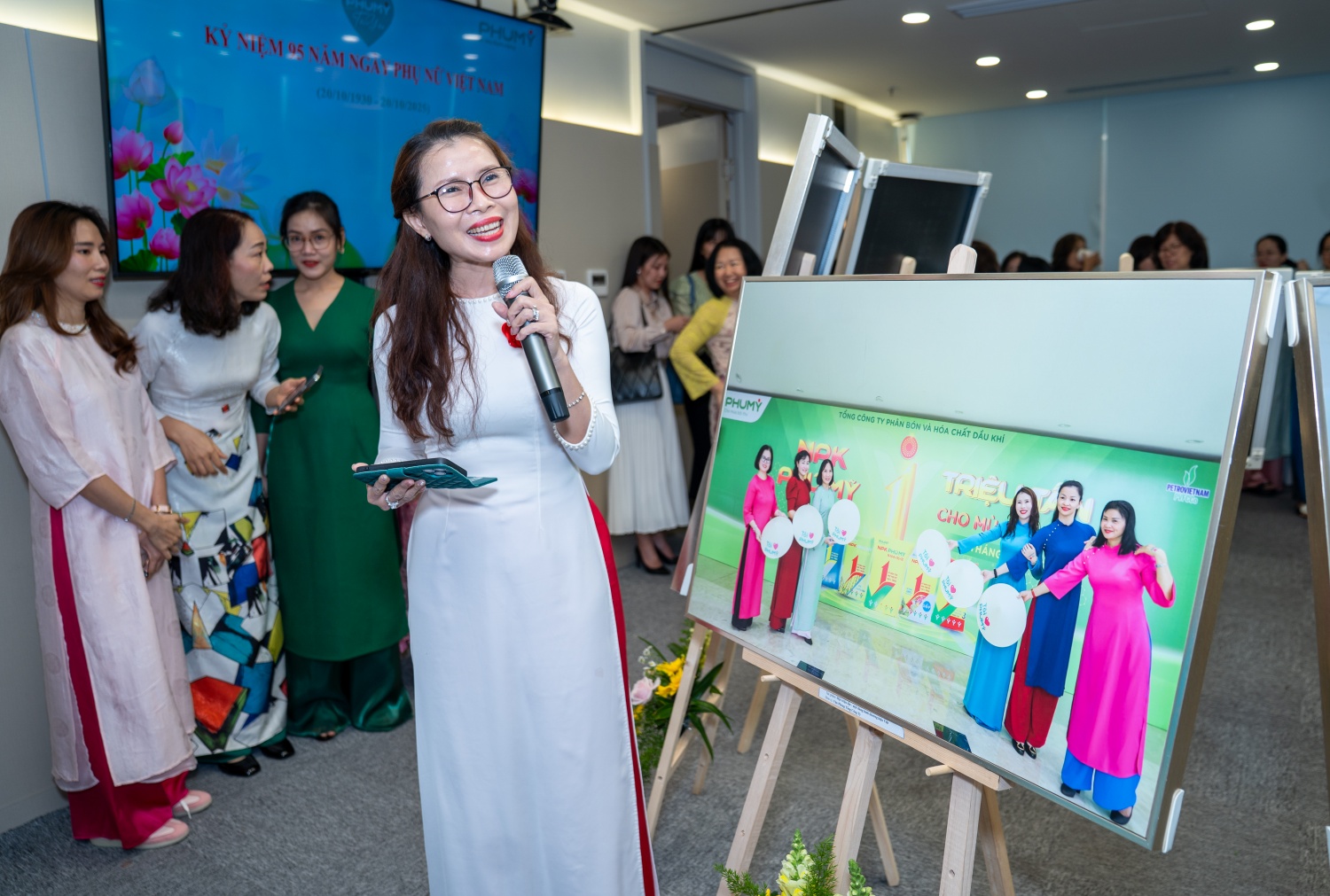 Công đoàn PVFCCo – Phú Mỹ tổ chức chương trình “Phú Mỹ   Tôi yêu” nhân ngày 20/10