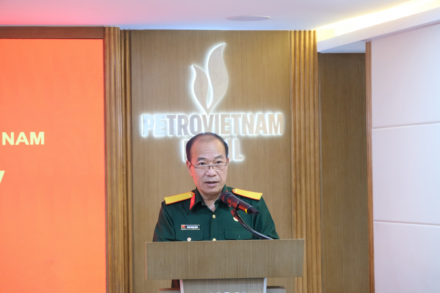 Đồng chí Phạm Quang Dũng – Ủy viên BTV Đảng ủy, Chủ tịch Hội CCB Tập đoàn