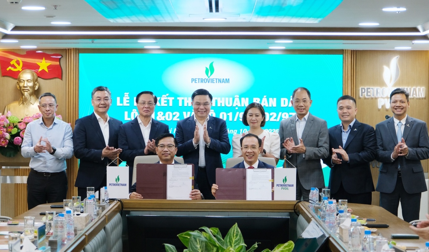 PVOIL ký kết Thỏa thuận bán dầu Lô 01&02 và Lô 01/97&02/97