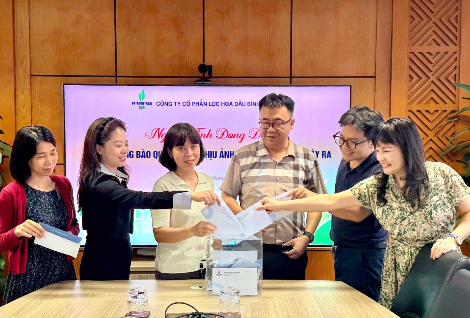 BSR quyên góp ủng hộ đồng bào Quảng Ngãi khắc phục hậu quả mưa lũ