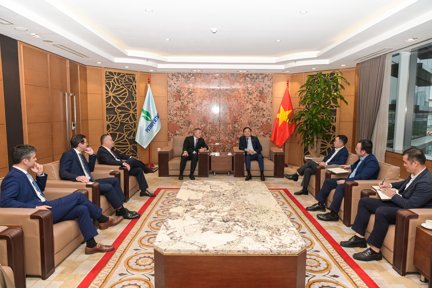 Toàn cảnh buổi làm việc