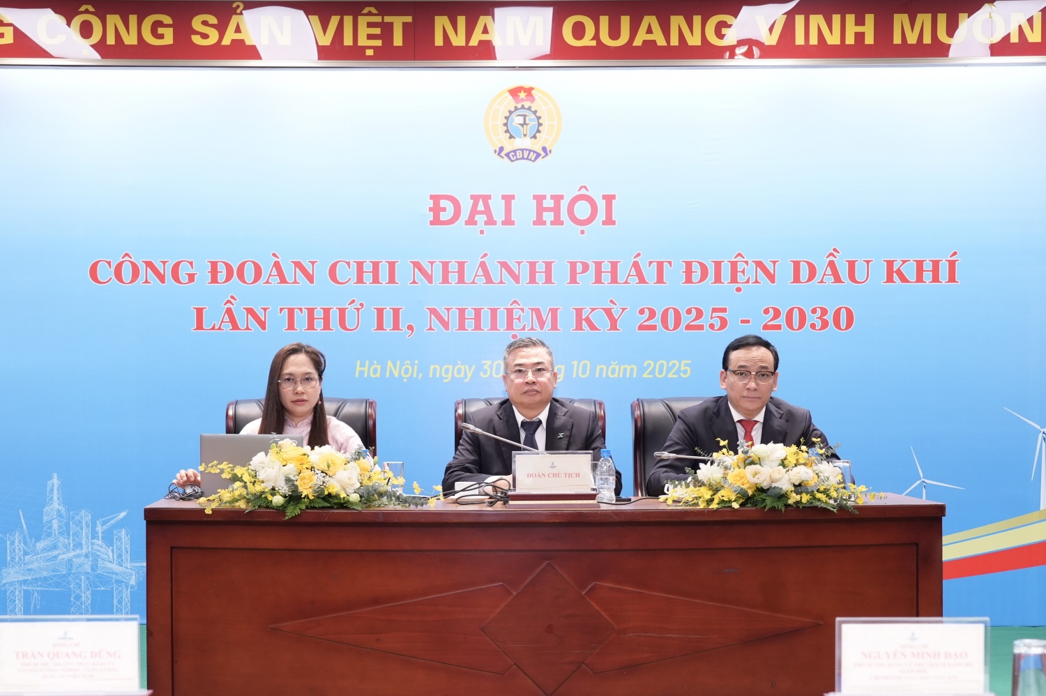 Đoàn Chủ tịch điều hành Đại hội