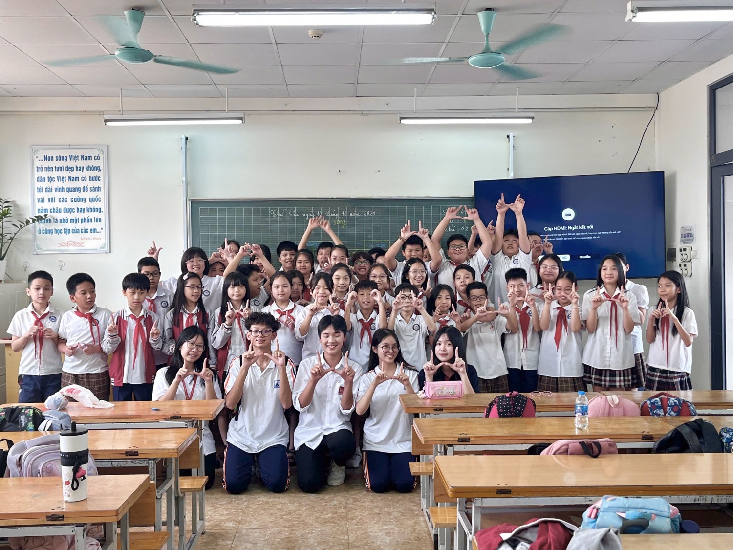 The Up Project mùa 8: Góp tri thức, thắp sáng tương lai