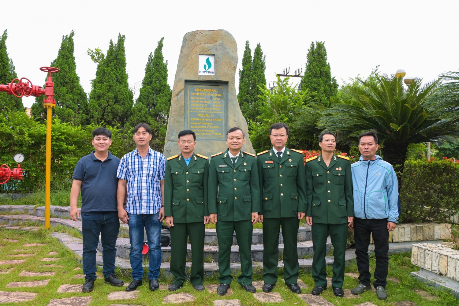 Hành trình về nguồn ý nghĩa của Hội CCB BMQL&ĐH Petrovietnam