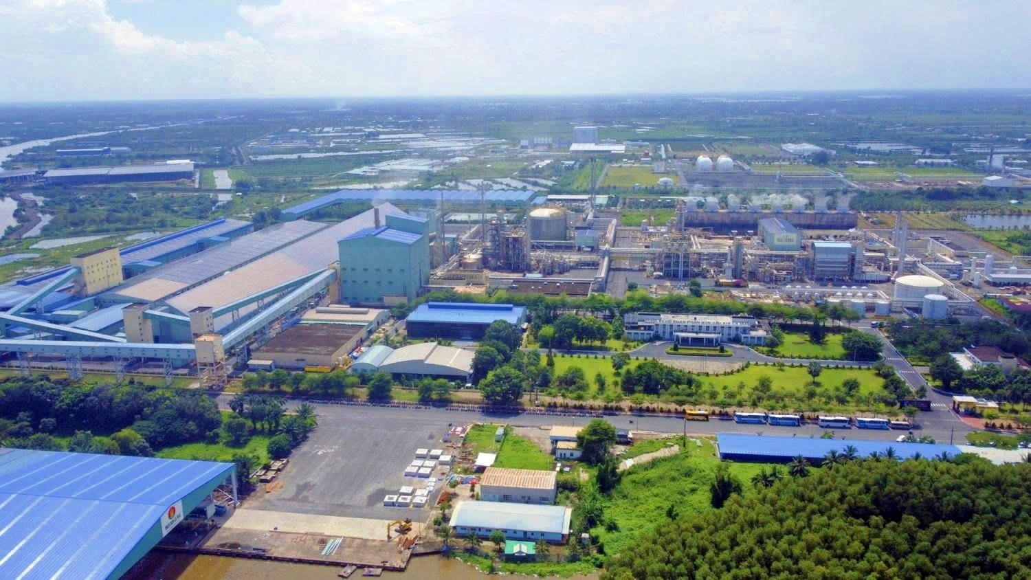 Cụm Khí - Điện - Đạm Cà Mau: Hạt nhân phát triển kinh tế vùng cực Nam Tổ quốc