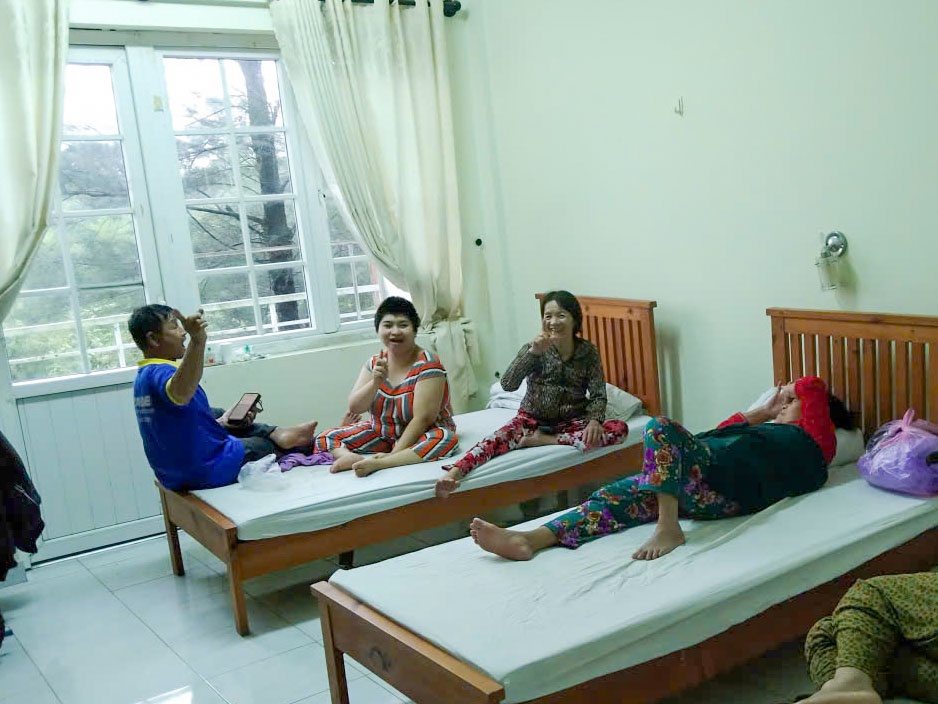 BSR và PVSM tổ chức hỗ trợ hàng trăm người dân tránh trú an toàn trước bão số 13