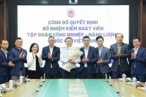 Công bố và trao quyết định bổ nhiệm Kiểm soát viên Petrovietnam