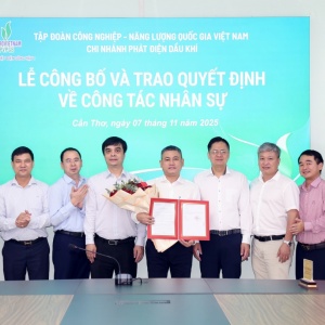 PVPGB công bố và trao quyết định bổ nhiệm Giám đốc NMNĐ Sông Hậu 1