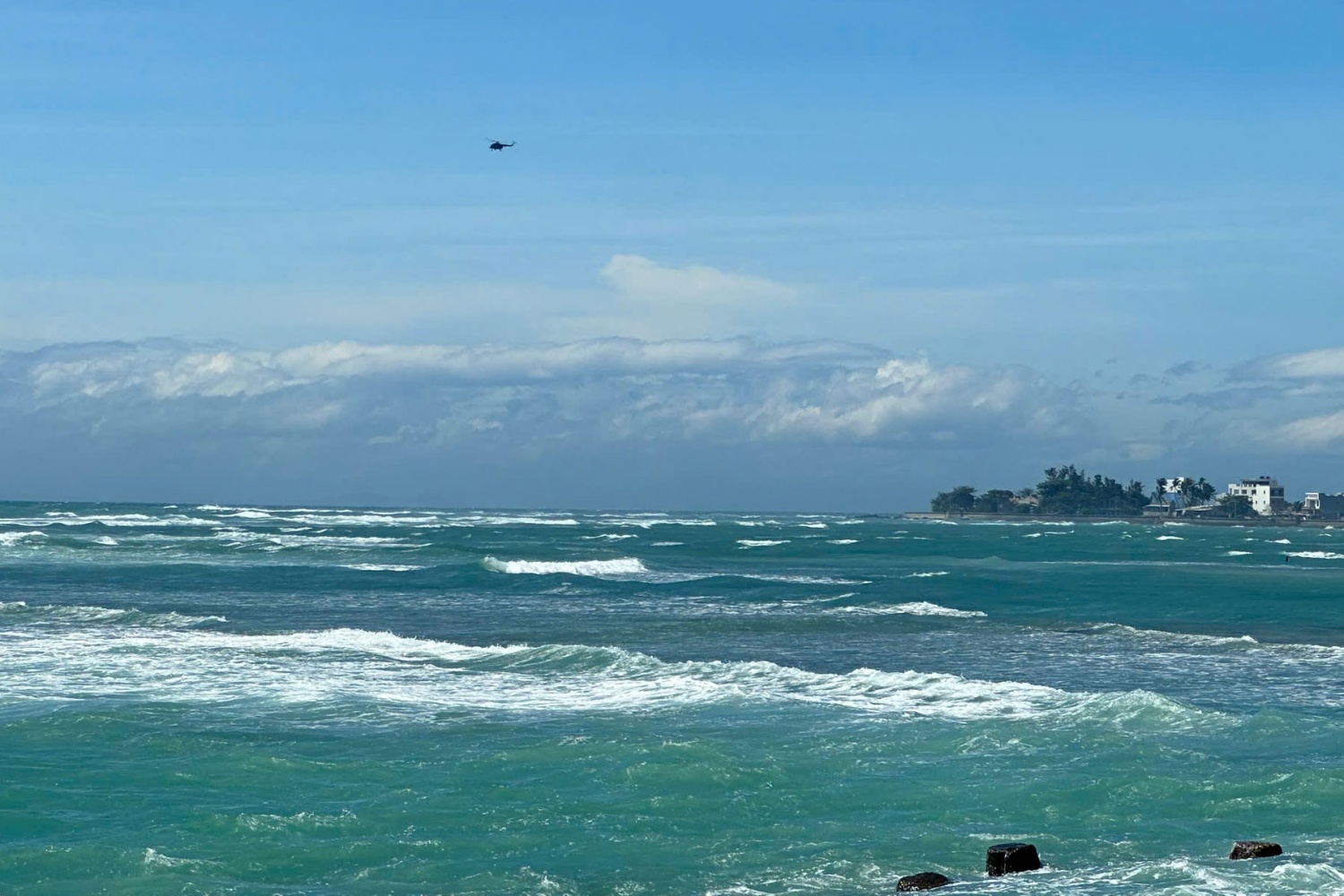 Quảng Ngãi nỗ lực khắc phục hậu quả do bão số 13