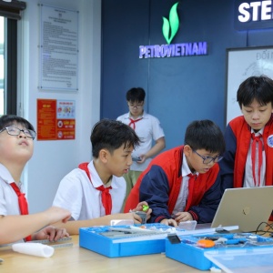 STEM Innovation Petrovietnam: Cánh cửa tri thức mới cho học sinh vùng cao Lâm Đồng