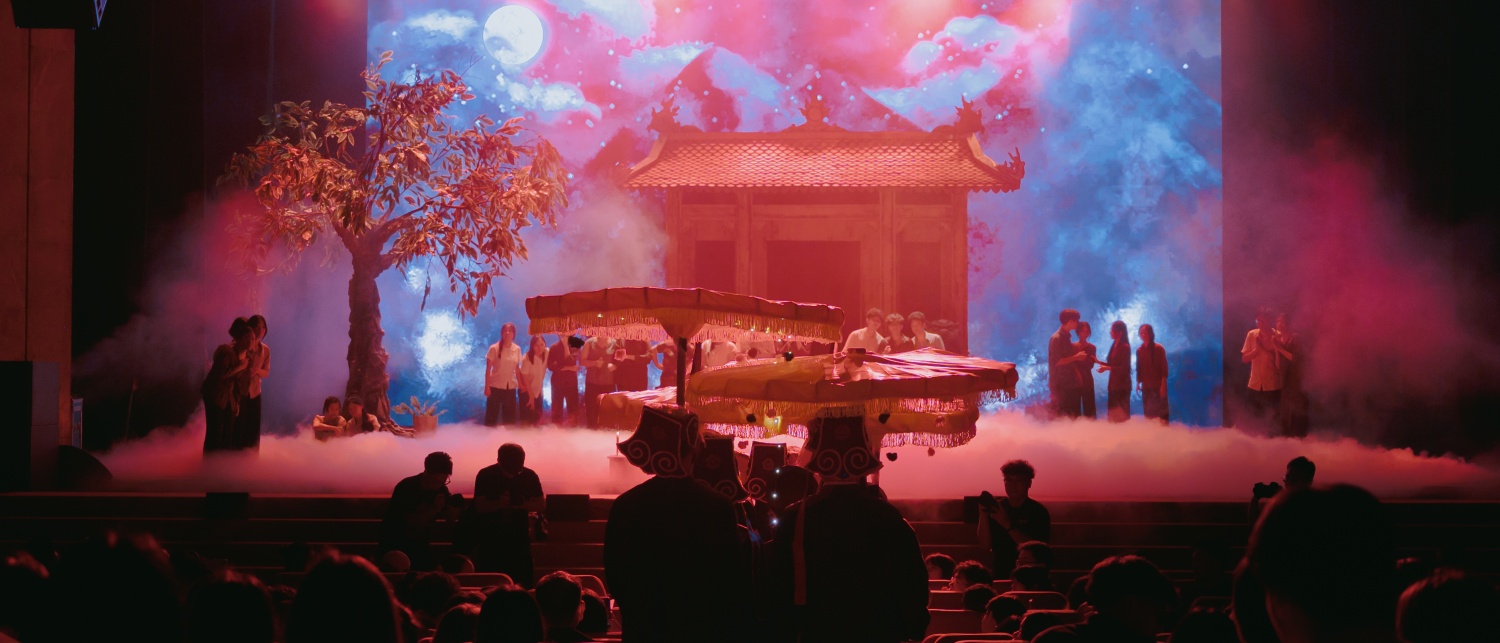 “Rạch Cạn” - Làn gió trẻ thổi bừng sức sống mới cho sân khấu kịch truyền thống “Rạch Cạn” - Làn gió trẻ thổi bừng sức sống mới cho sân khấu kịch truyền thống