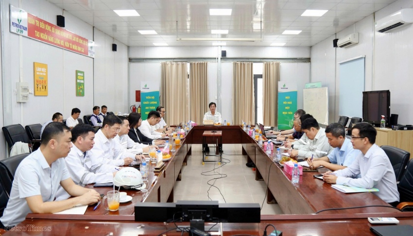 Thi đua quyết tâm hoàn thành Dự án NMNĐ Long Phú 1