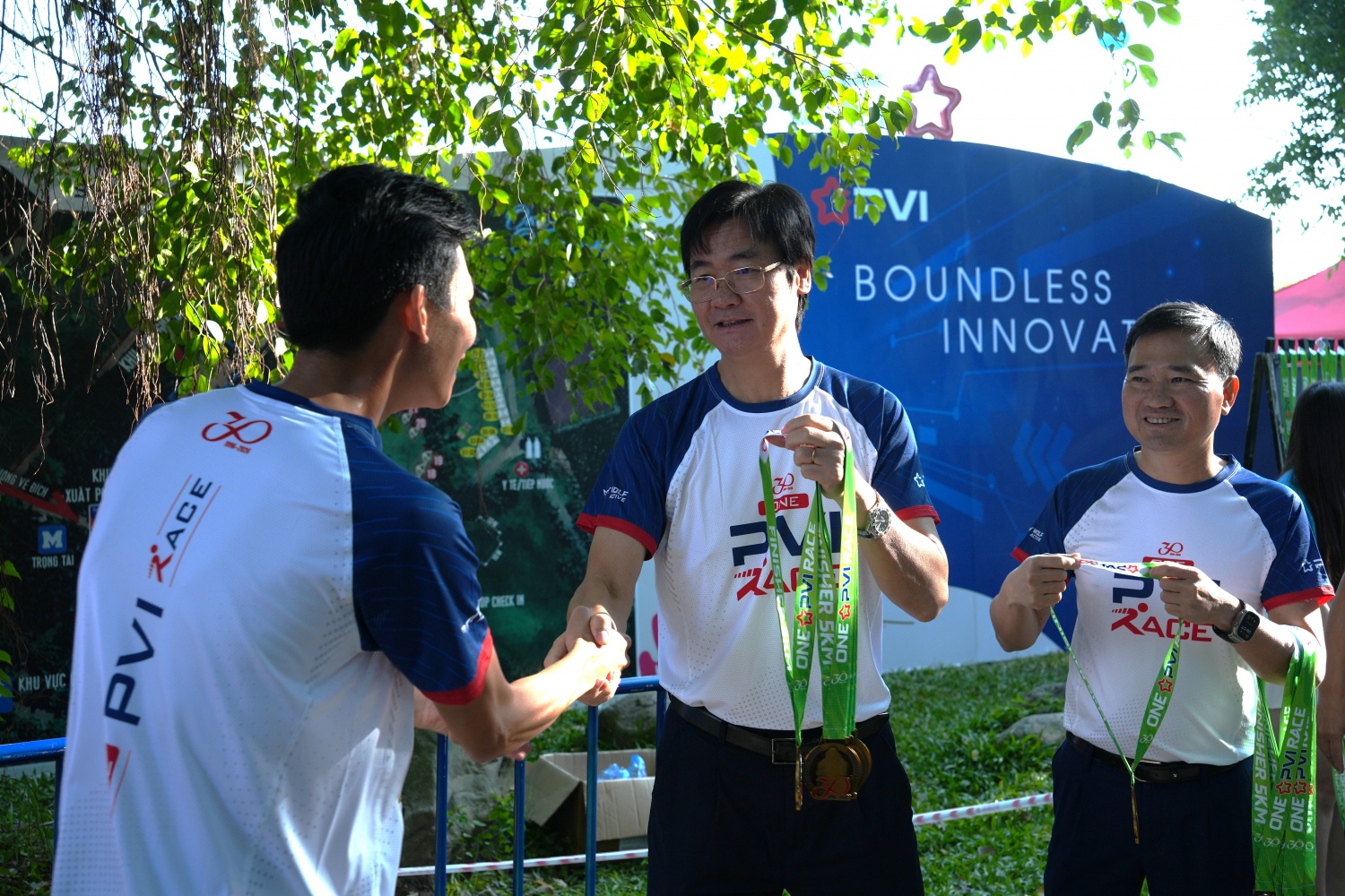 [Chùm ảnh] Sôi nổi Ngày hội Văn hóa Thể thao 30 năm PVI: “One Beat   One Dream”