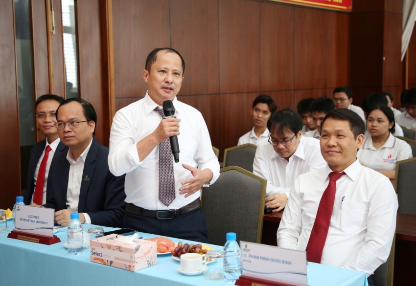 PVU tổ chức thành công hội thảo chuyên đề Thách thức và đổi mới trong chuyển dịch năng lượng tái tạo PVU tổ chức thành công hội thảo chuyên đề