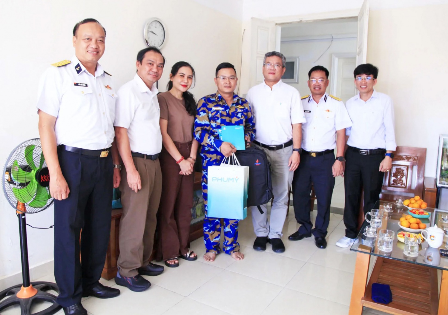 Nhà máy Đạm Phú Mỹ tổ chức tập huấn công đoàn gắn với hoạt động tri ân Lữ đoàn 162