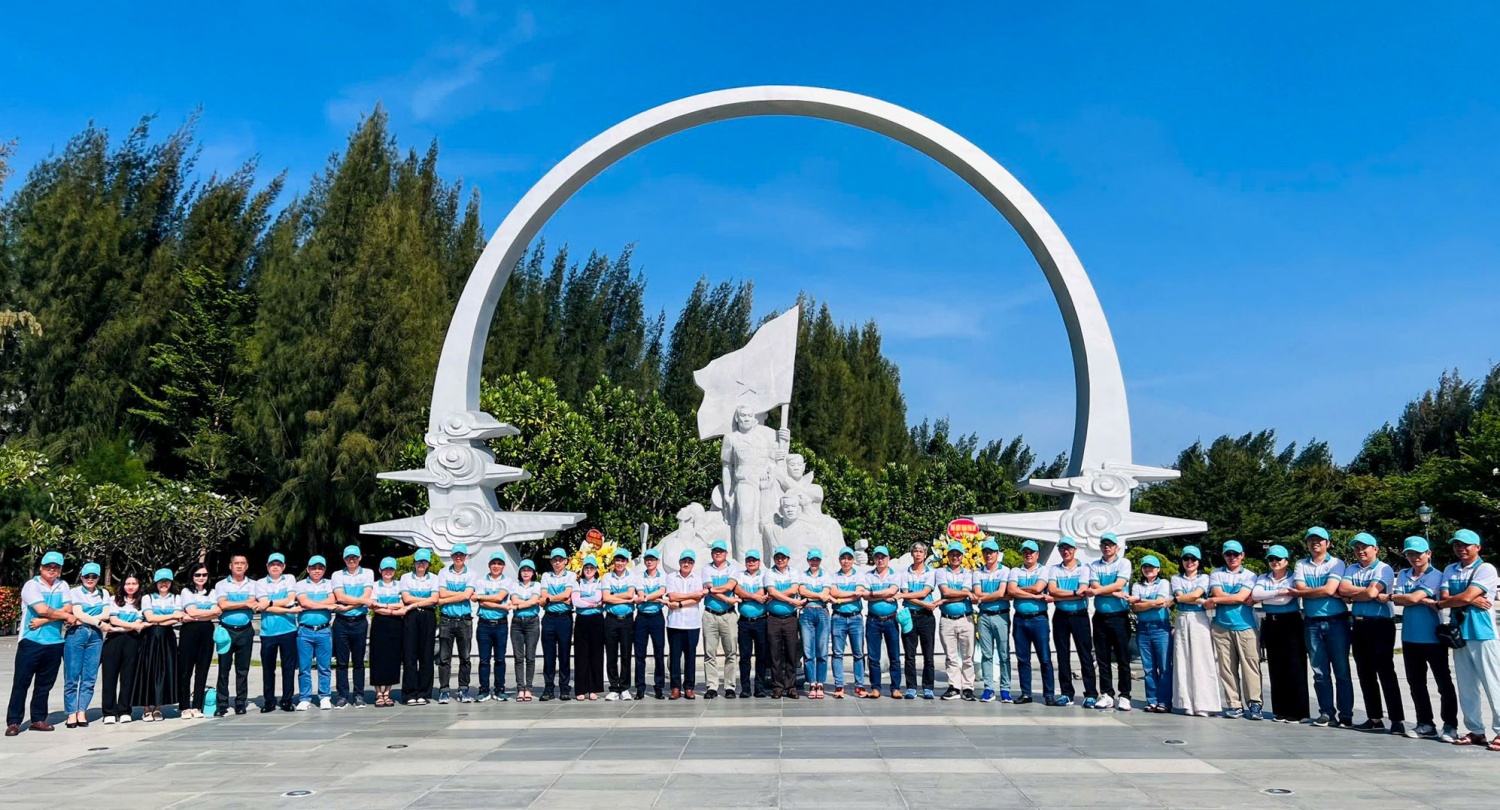 Nhà máy Đạm Phú Mỹ tổ chức tập huấn công đoàn gắn với hoạt động tri ân Lữ đoàn 162