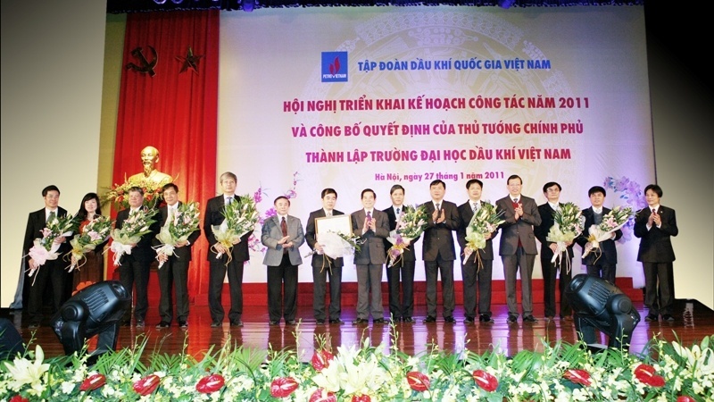 Khởi nguồn lý tưởng: Sứ mệnh và tầm nhìn PVU ngày đầu thành lập Khởi nguồn lý tưởng: Sứ mệnh và tầm nhìn PVU từ ngày đầu thành lập