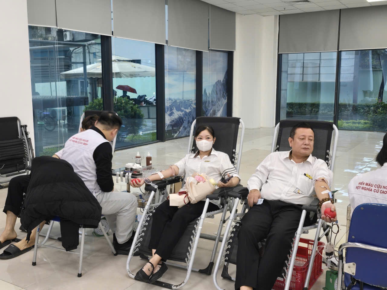 Tuổi trẻ Petrovietnam tổ chức chương trình hiến máu tình nguyện: “Trao yêu thương, tiếp thêm sự sống”