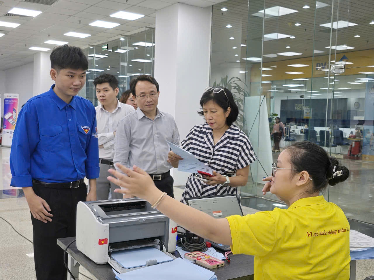 Tuổi trẻ Petrovietnam tổ chức chương trình hiến máu tình nguyện: “Trao yêu thương, tiếp thêm sự sống”