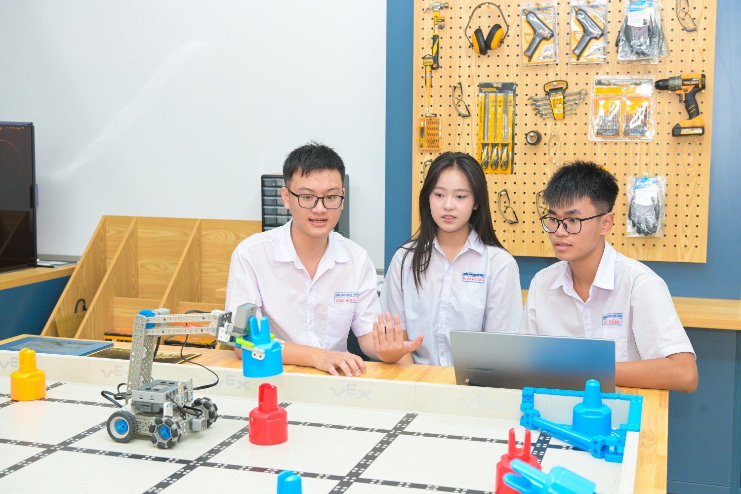 STEM Innovation Petrovietnam: Khi một tập đoàn năng lượng kiến tạo hạ tầng tri thức cho quốc gia
