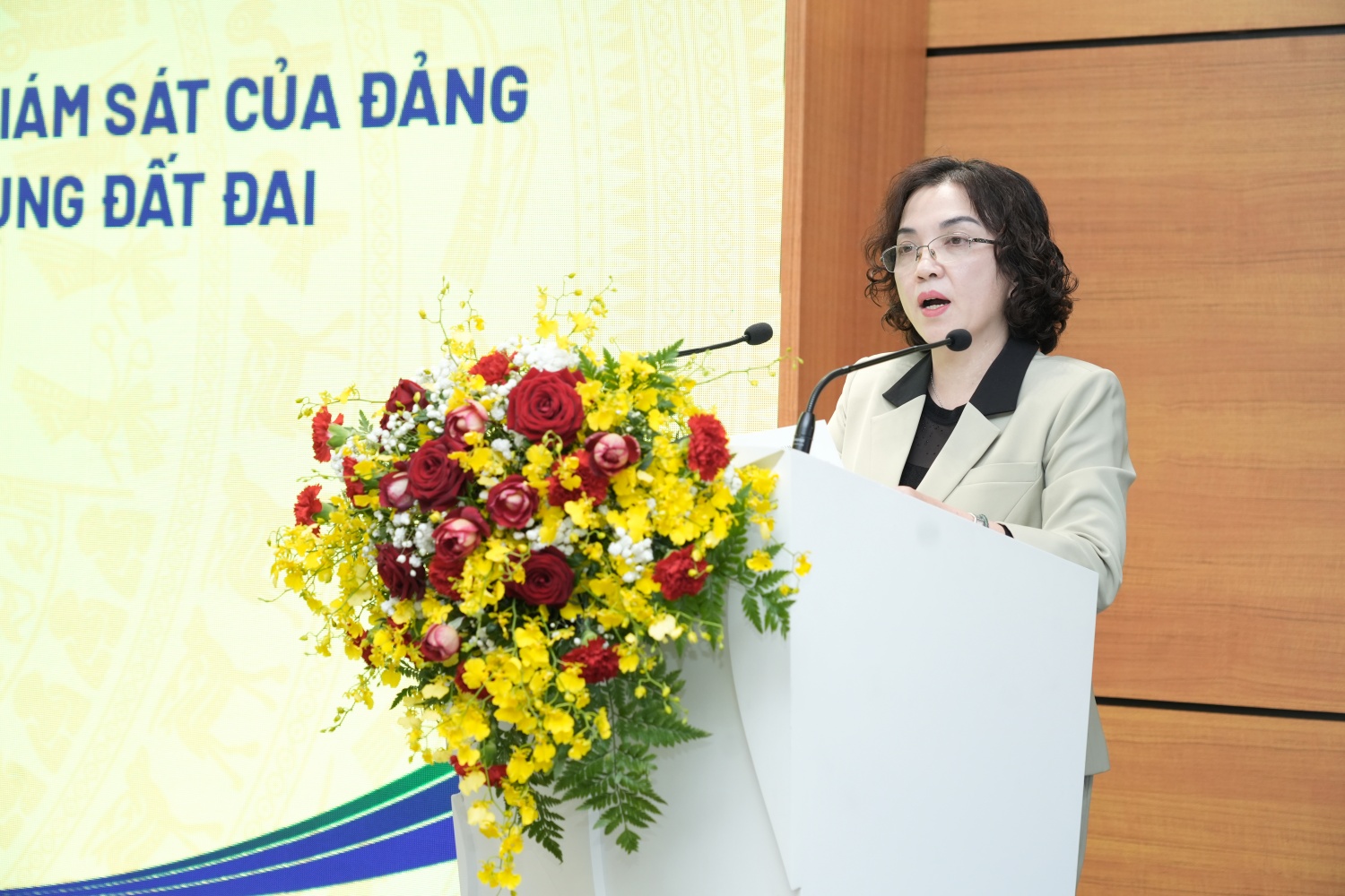 Nâng cao chất lượng kiểm tra, giám sát của Đảng trong lãnh đạo, chỉ đạo công tác quản lý, sử dụng đất đai Nâng cao chất lượng kiểm tra, giám sát của Đảng trong lãnh đạo, chỉ đạo công tác quản lý, sử dụng đất đai