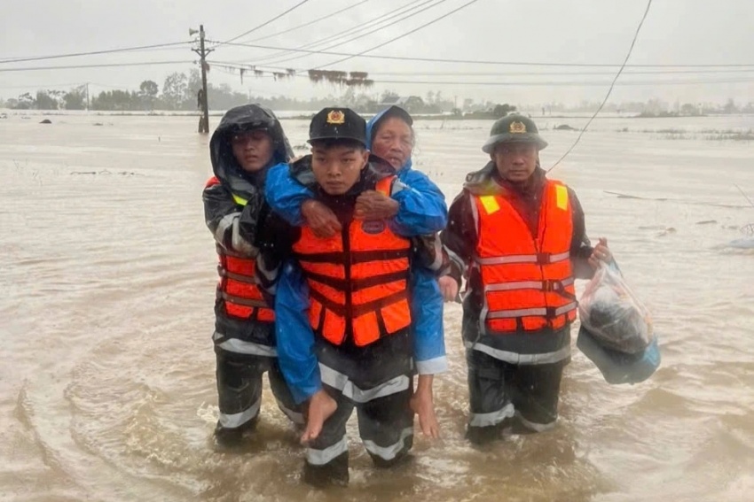 Quân đội, công an 