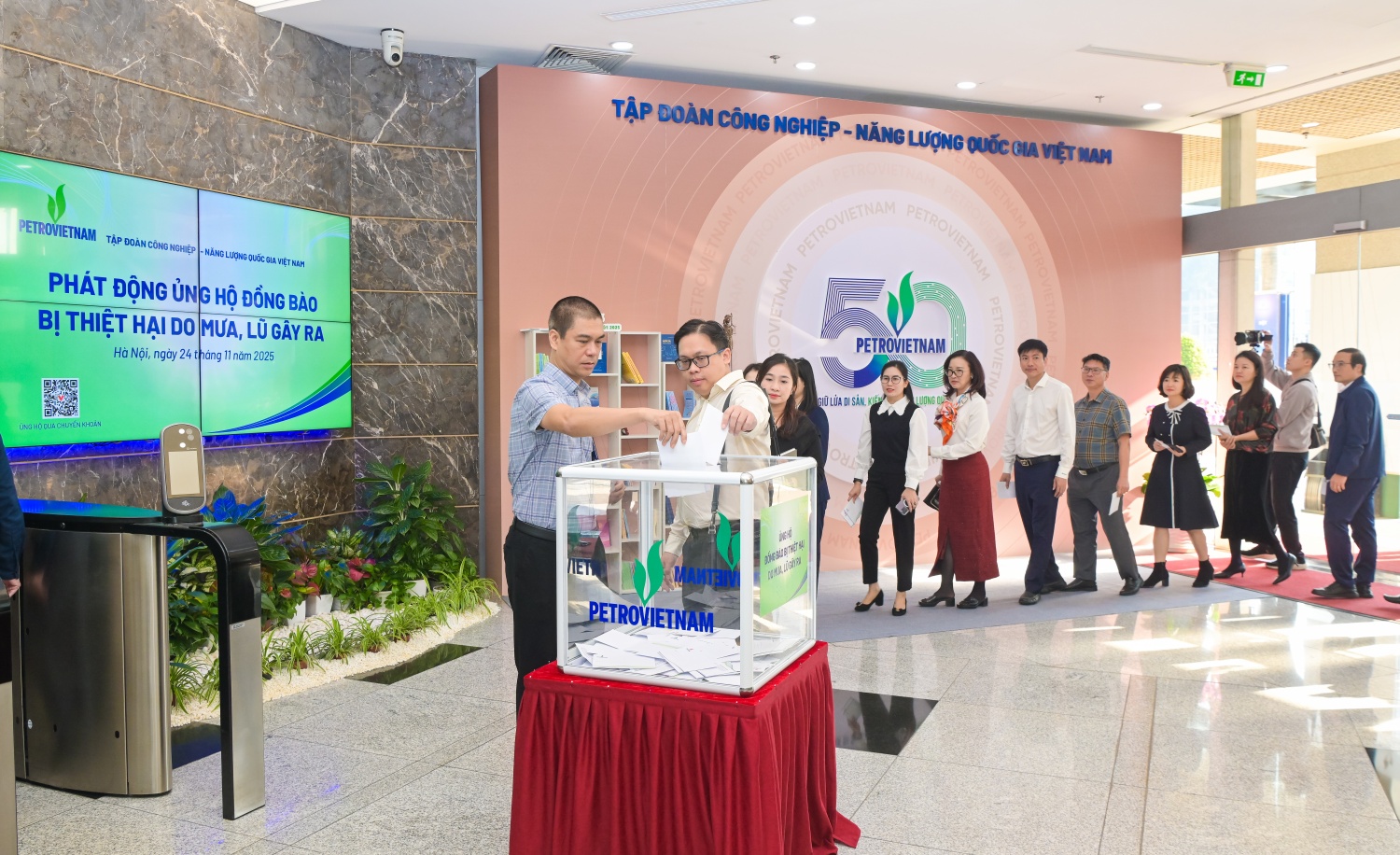 Petrovietnam phát động quyên góp ủng hộ đồng bào miền Trung, Tây Nguyên bị ảnh hưởng bởi mưa lũ