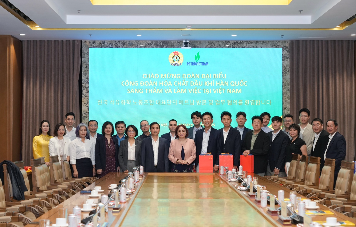 Công đoàn Petrovietnam tăng cường hợp tác quốc tế, thúc đẩy hoạt động công đoàn