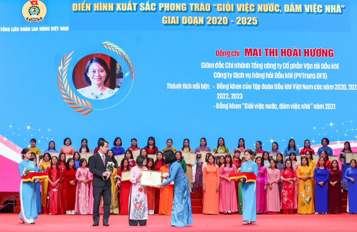 Đồng chí Mai Thị Hoài Hương được vinh danh điển hình xuất sắc phong trào “Giỏi việc nước, đảm việc nhà“ giai đoan 2020-2025