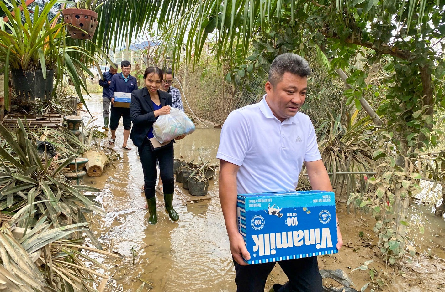 Petrovietnam lan tỏa tinh thần “nghĩa tình – trách nhiệm – sẻ chia” cùng bà con vùng lũ