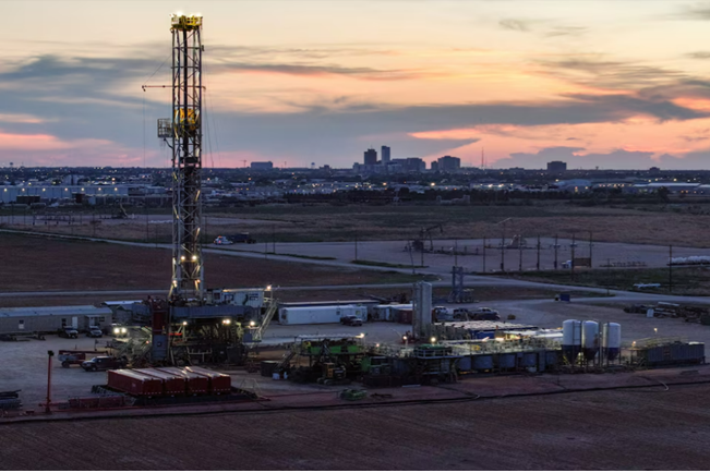 Mỹ: Số lượng giàn khoan dầu giảm xuống mức thấp nhất trong 4 năm Mỹ: Số lượng giàn khoan dầu giảm xuống mức thấp nhất trong 4 năm