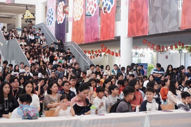 Amstro’s Gallery 2025: Aphelion - Hành trình dấn thân vào miền tri thức của khoa học vũ trụ Amstro’s Gallery 2025: Aphelion - Hành trình dấn thân vào miền tri thức của khoa học vũ trụ