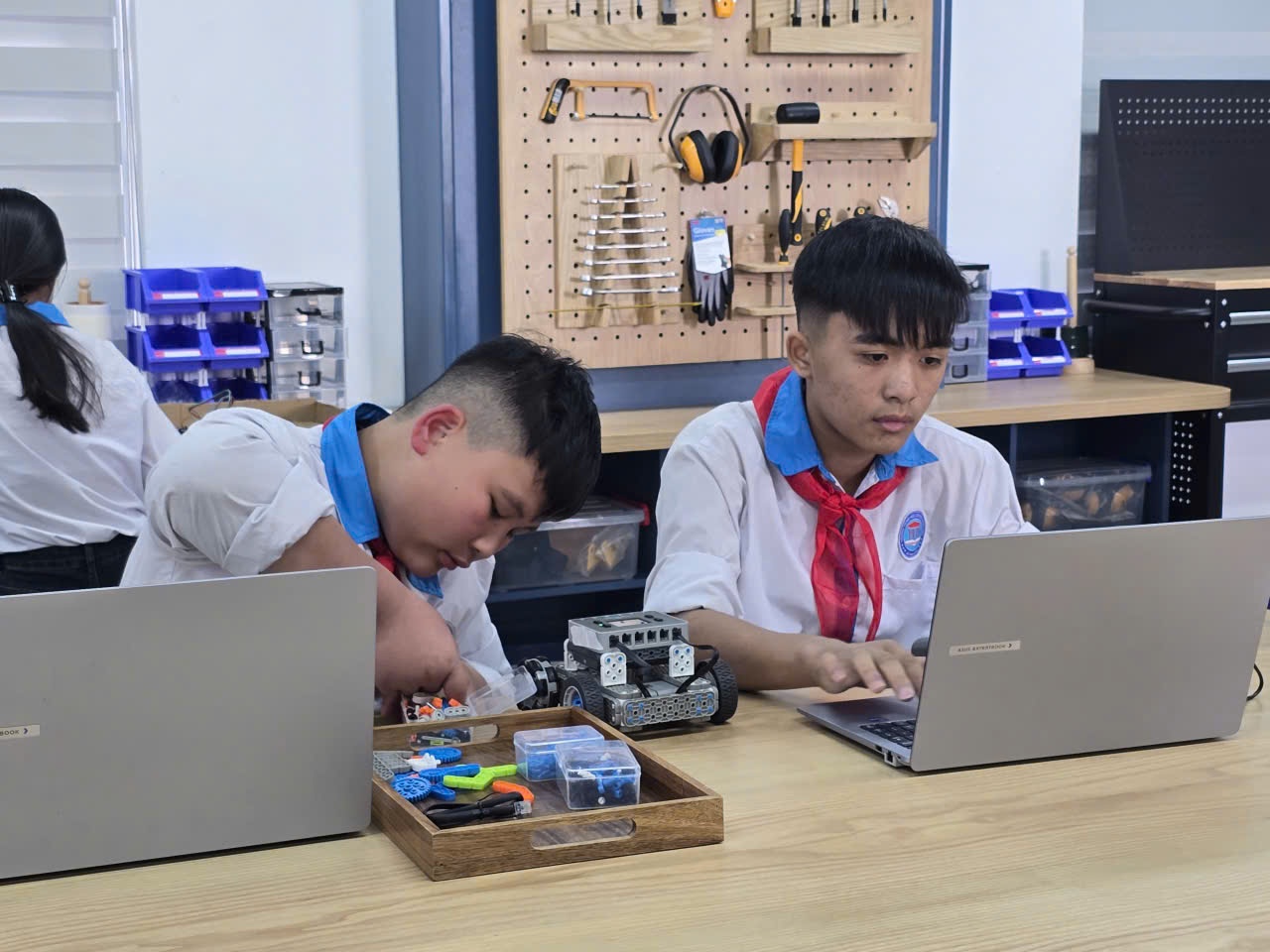 Petrovietnam khánh thành phòng STEM tại Phú Thọ, khơi dậy đam mê khoa học cho học sinh