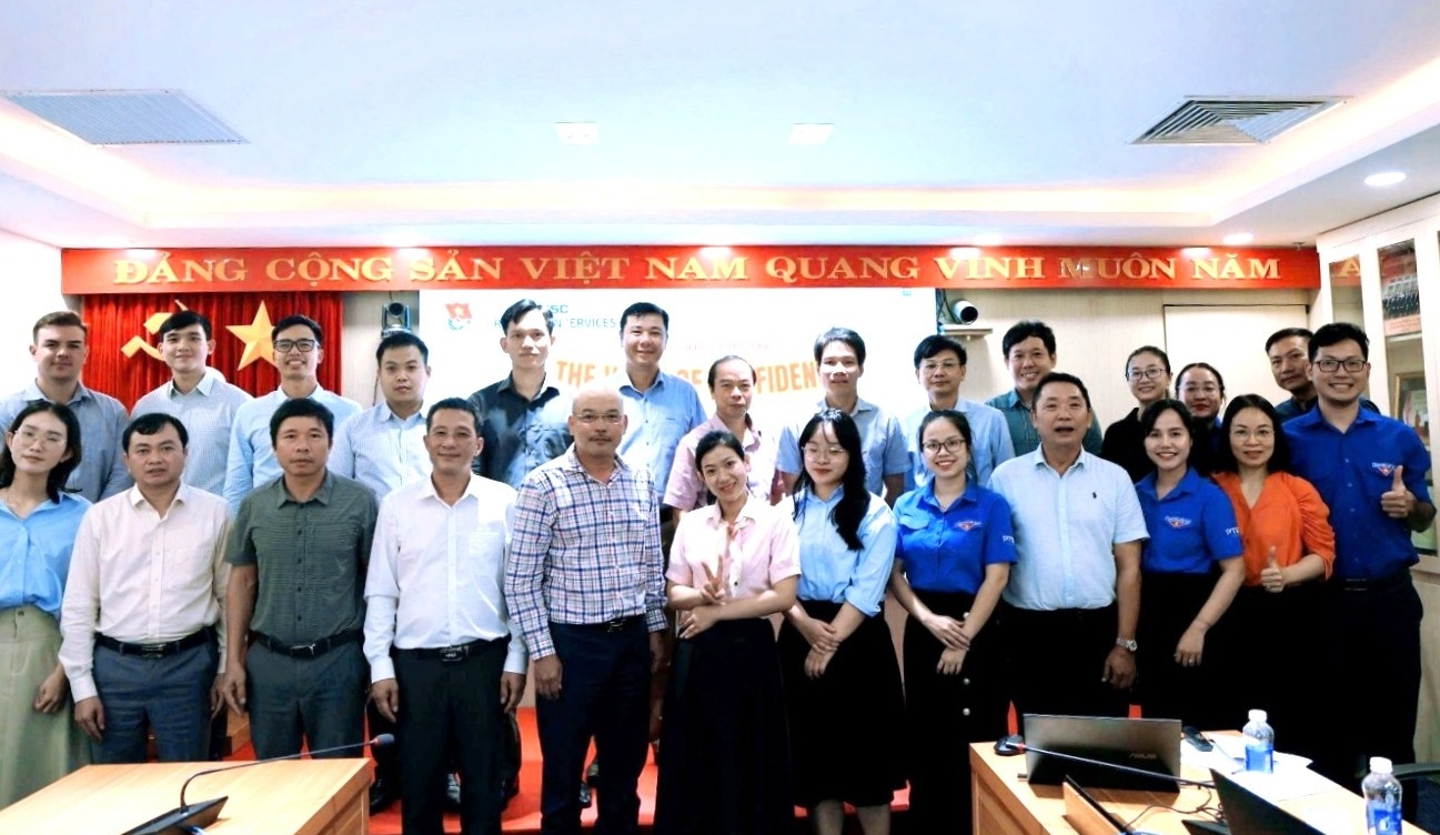 Đoàn PPS tổ chức cuộc thi Kỹ năng thuyết trình - The Voice of Confidence